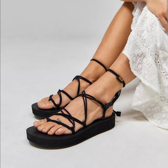 Teva Midform Infinity Sandal - Picture 1 of 2